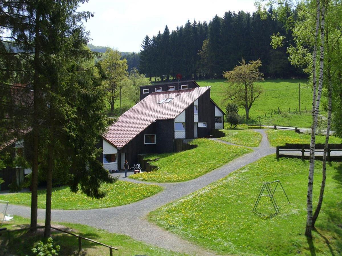 Typ Fuchsbau Hotel ชมาลเลนแบร์ก ภายนอก รูปภาพ